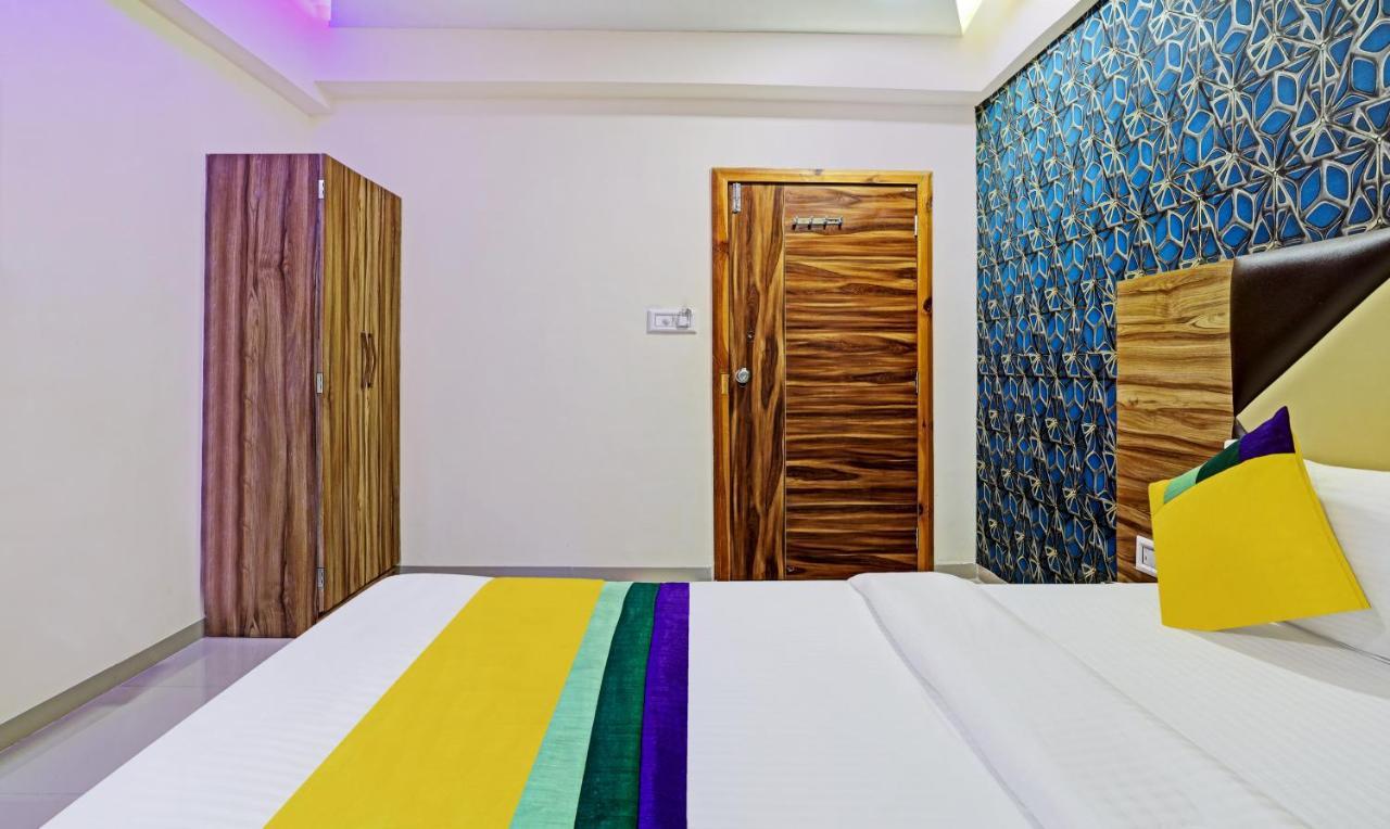 Itsy Hotels Rk Palace Vadodara Dış mekan fotoğraf
